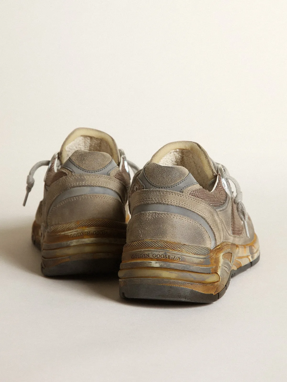 Dad-Star homme en résille et daim gris tourterelle | Golden Goose