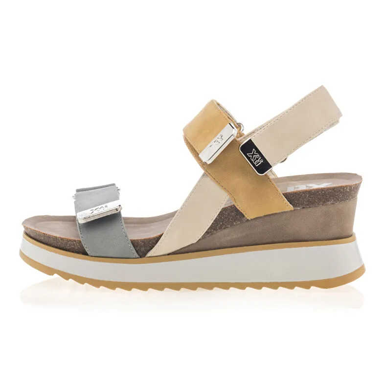 Xti Women's Yellow Sandals / Strappy Sandals at Besson Shoes